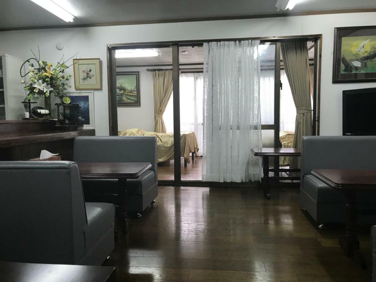 Takana Nago Bagian luar foto