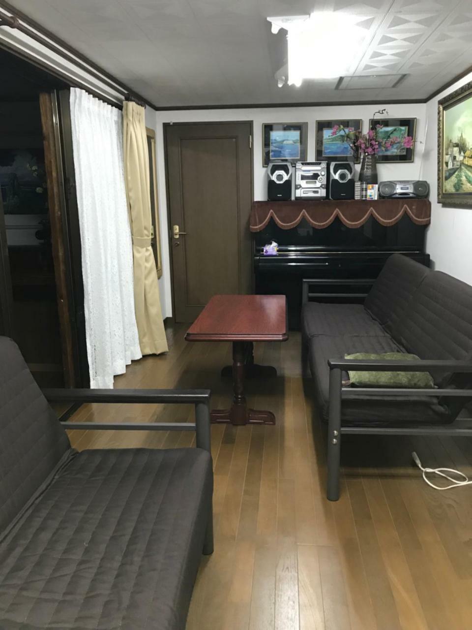 Takana Nago Bagian luar foto